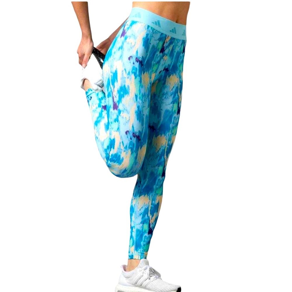 NWT Adidas Lift Your Mind Tight Fit 7/8 Leggings